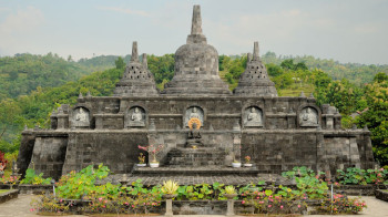Brahma Vihara Ashrama, Bali